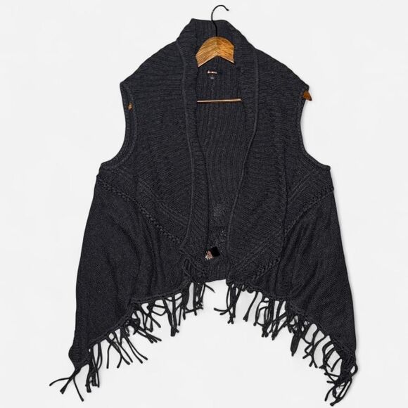 Ella Moss Charcoal Grey Knit Fringe Sweater Vest - Picture 3 of 8